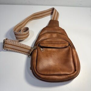 BOSTANTEN Women’s Sling Bag Leather Crossbody Bags Fanny Pack Chest Small Bag